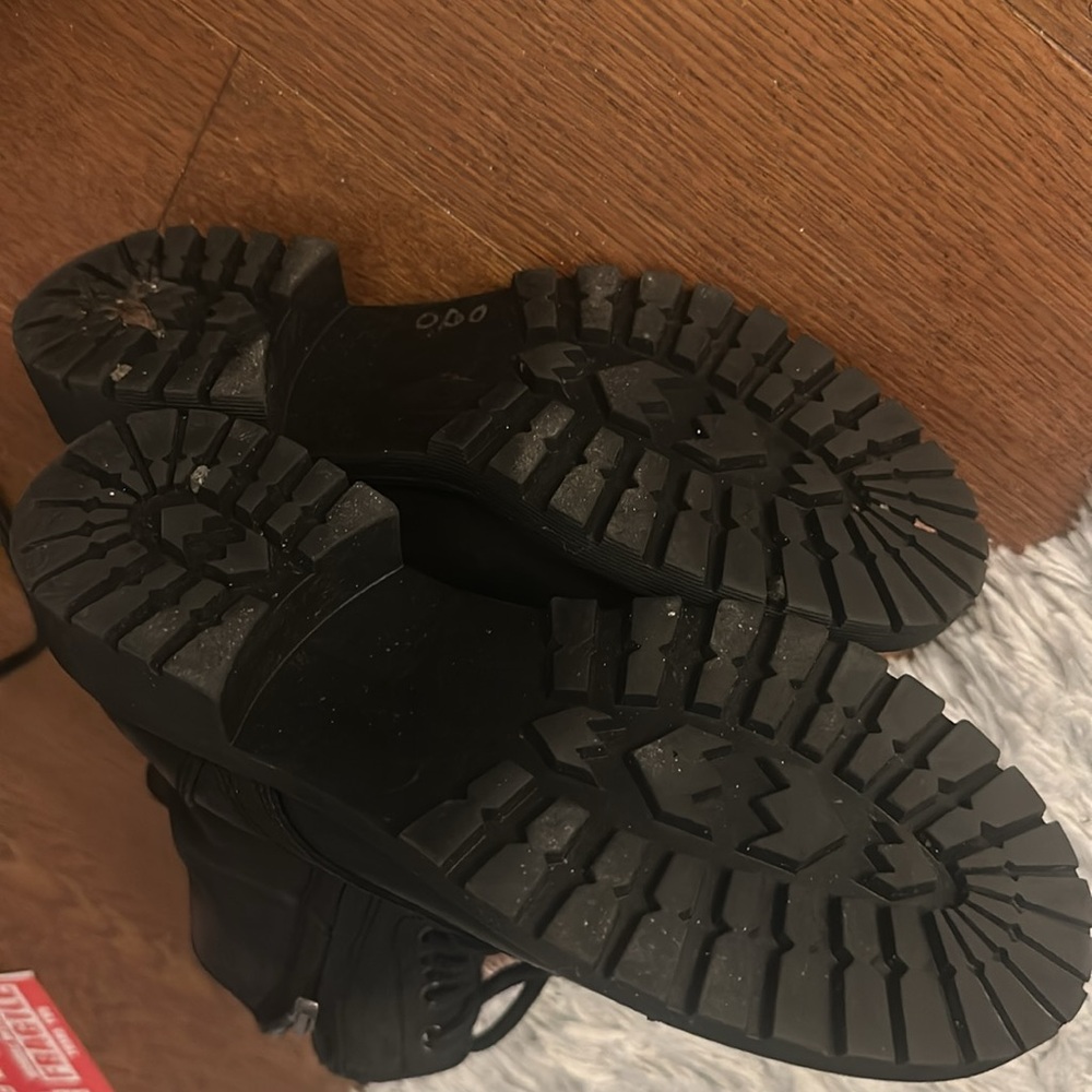 Black Leather combat boots - Picture 5 of 6
